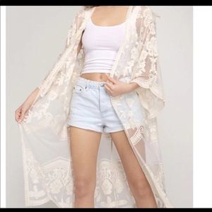 Cream Ember Lace